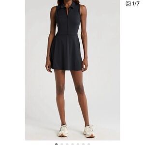 Size x large Travis Matthew half zip, sleeveless